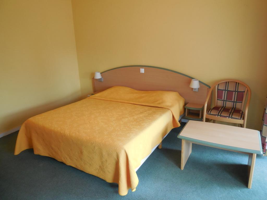 Les Genevriers Apartman Cannes Szoba fotó